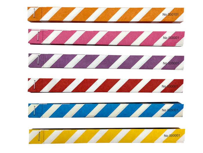20 X 230 mm Stribet Tyvek Juletræsetiketter smal